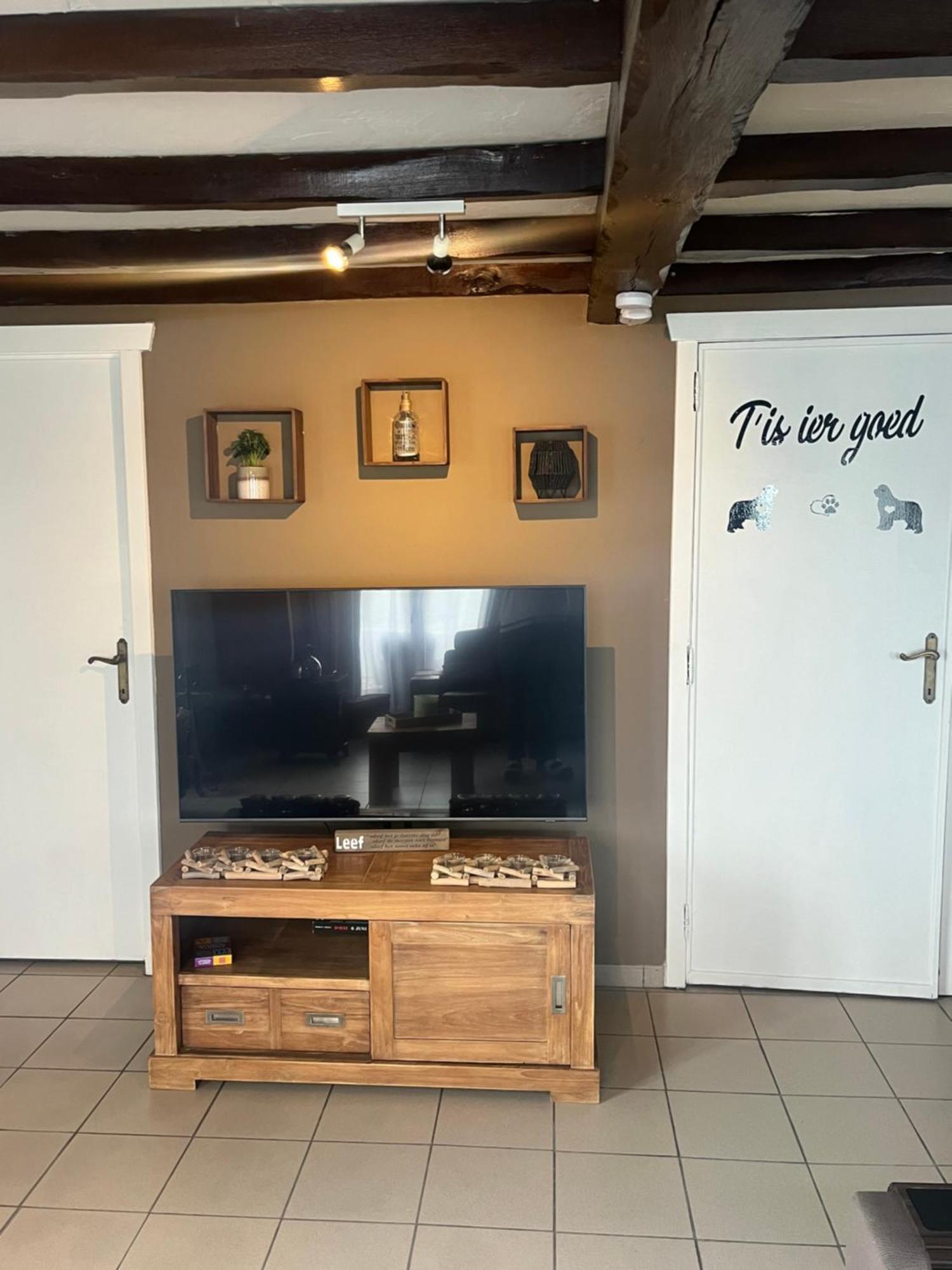 Chaletje Tis-Ier-Goed Jabbeke  Buitenkant foto