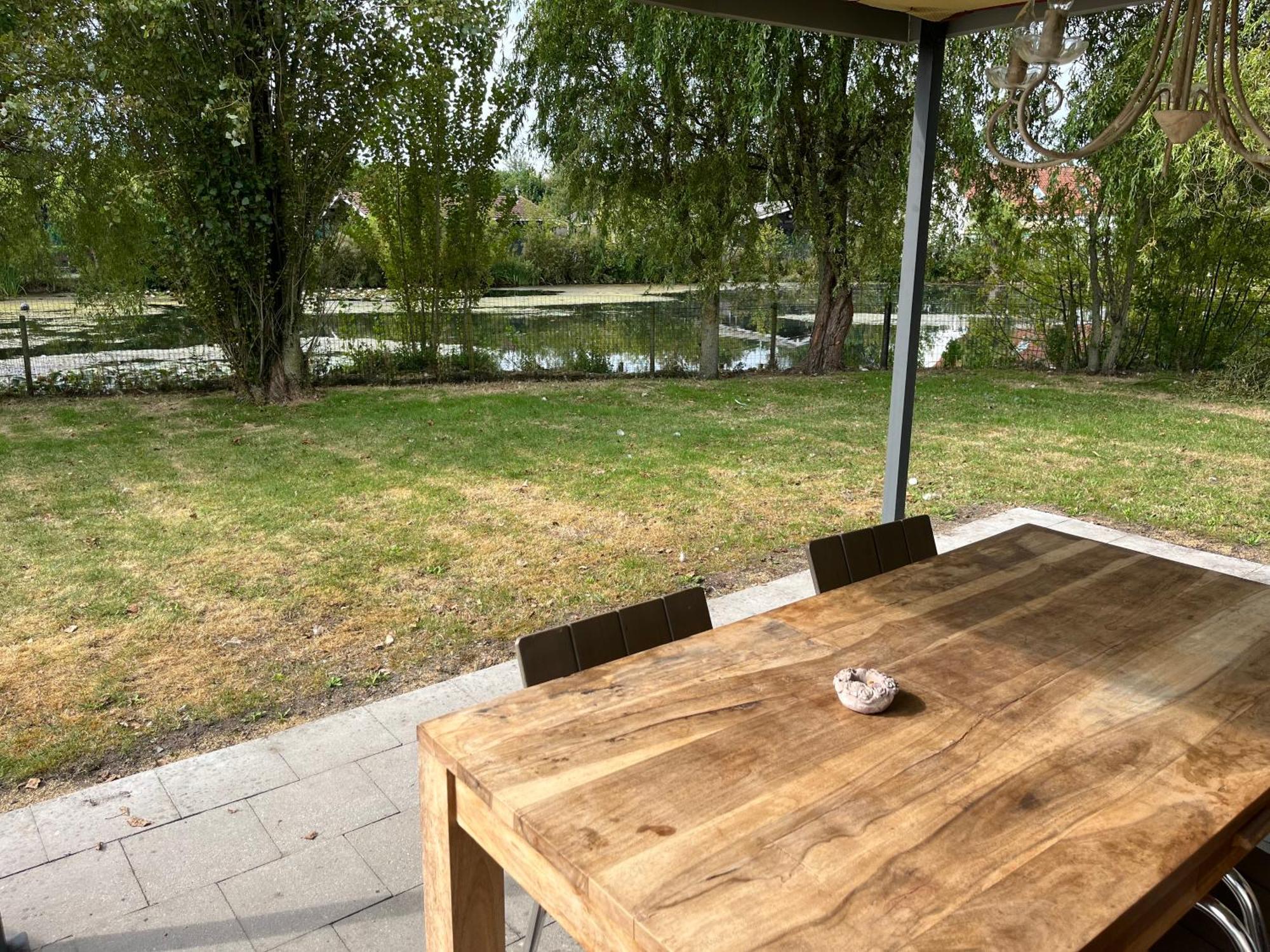 Chaletje Tis-Ier-Goed Jabbeke  Buitenkant foto