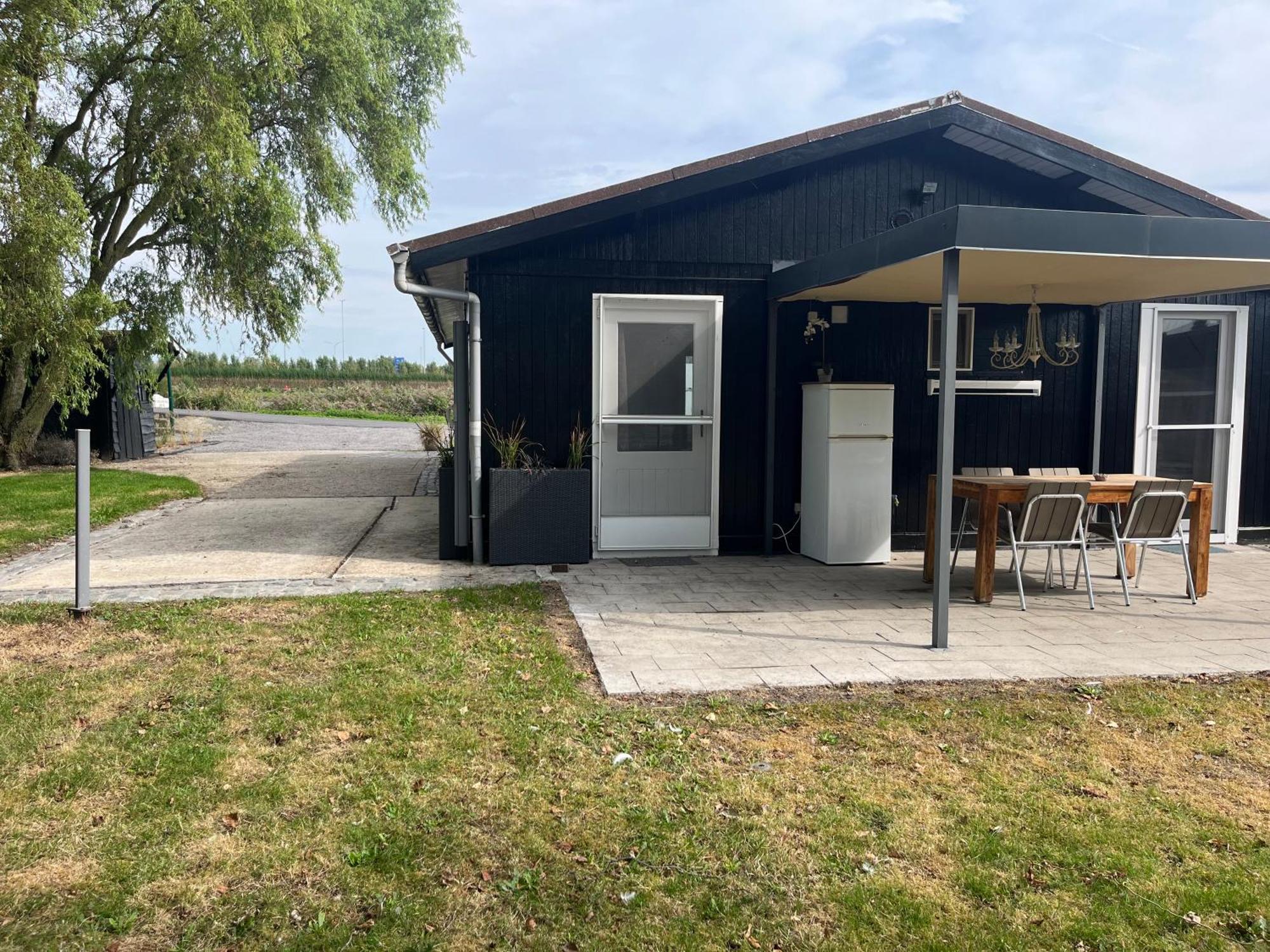 Chaletje Tis-Ier-Goed Jabbeke  Buitenkant foto